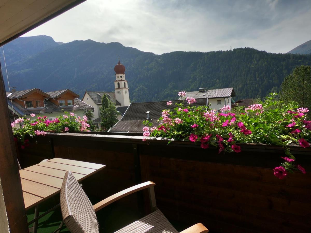 Pension Jagerhof - Sommercard Inkl - 5 Min Zum Hochzeiger Jerzens Luaran gambar