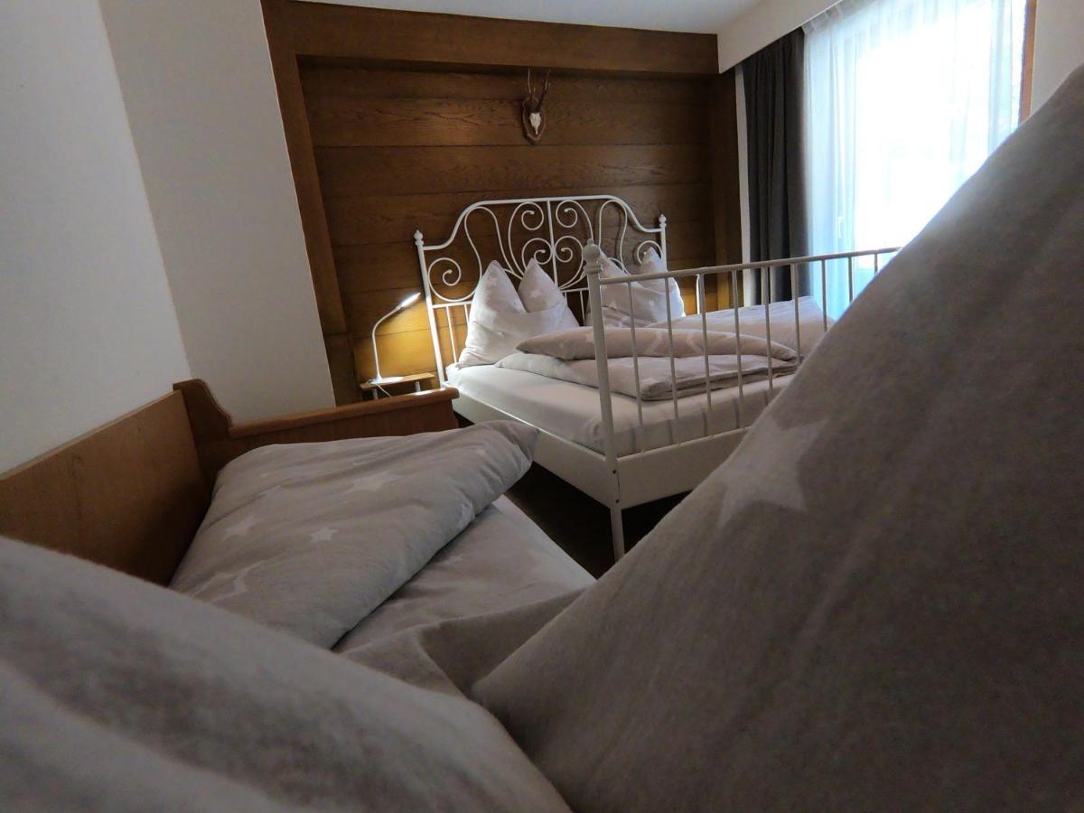Pension Jagerhof - Sommercard Inkl - 5 Min Zum Hochzeiger Jerzens Luaran gambar