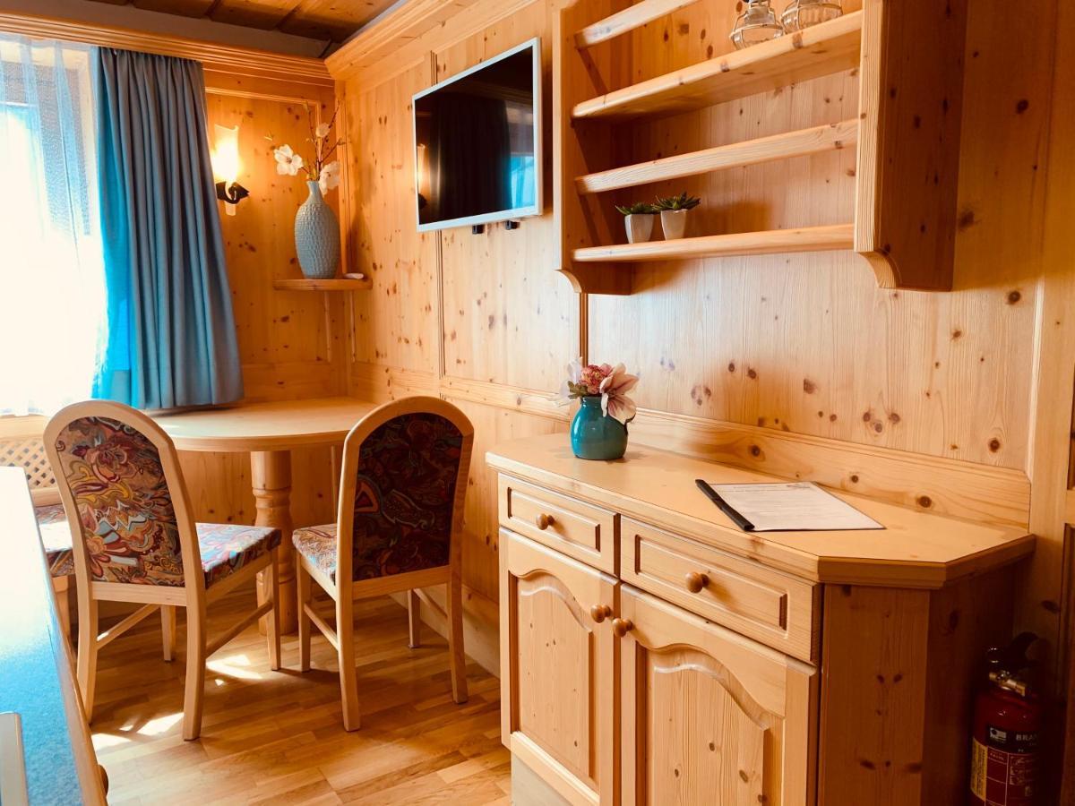 Pension Jagerhof - Sommercard Inkl - 5 Min Zum Hochzeiger Jerzens Luaran gambar