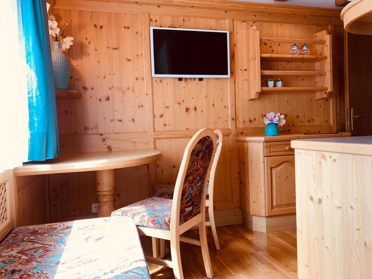 Pension Jagerhof - Sommercard Inkl - 5 Min Zum Hochzeiger Jerzens Luaran gambar
