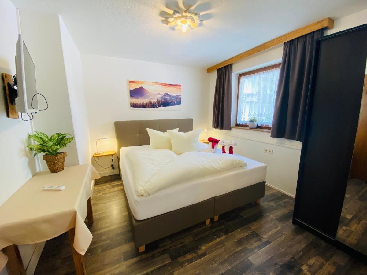Pension Jagerhof - Sommercard Inkl - 5 Min Zum Hochzeiger Jerzens Luaran gambar
