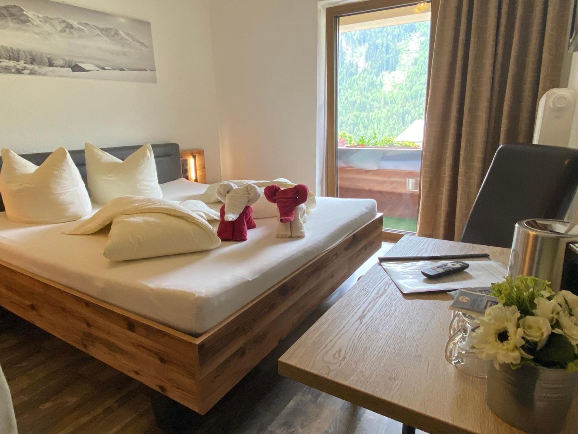 Pension Jagerhof - Sommercard Inkl - 5 Min Zum Hochzeiger Jerzens Luaran gambar